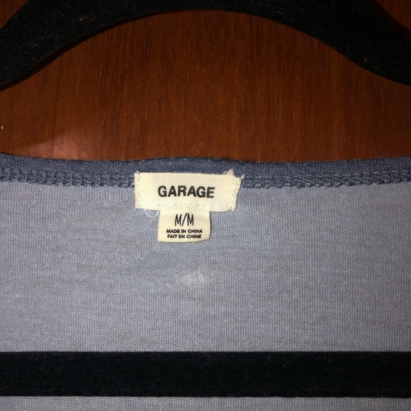 🌼 2 for $15 🌼 Garage Blue T-shirt with Pocket - Picture 3 of 4